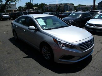 Used 2016 Hyundai Sonata SE image 1