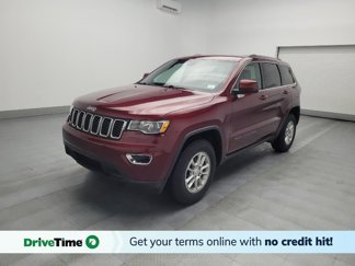Used 2020 Jeep Grand Cherokee Laredo image 1