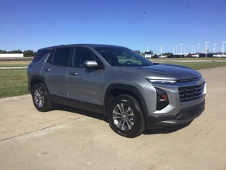 New 2026 Chevrolet Equinox LT image 1