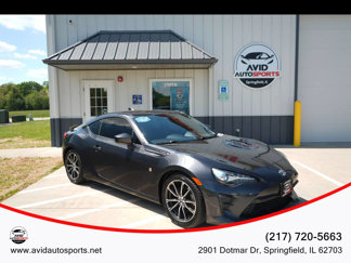 Used 2017 Toyota 86 image 1