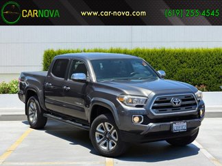 Used 2017 Toyota Tacoma Limited image 1