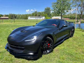 Used 2019 Chevrolet Corvette Stingray Coupe w/ Carbon Flash Badge Package image 1