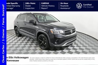Certified 2022 Volkswagen Taos SE w/ Panoramic Sunroof Package image 1