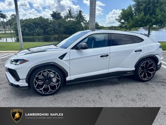 Used 2023 Lamborghini Urus Performante image 1