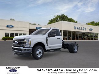New 2025 Ford F350 4x4 Regular Cab DRW Super Duty image 1