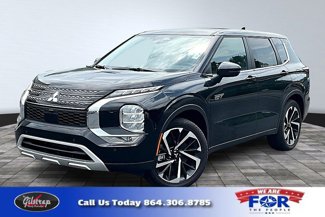 New 2025 Mitsubishi Outlander SE image 1