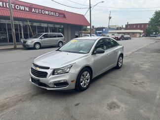 Used 2015 Chevrolet Cruze LS image 1