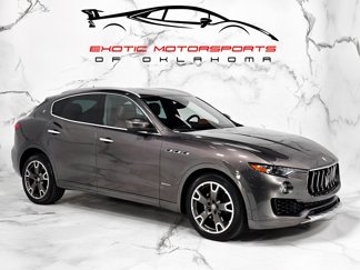 Used 2018 Maserati Levante GranLusso image 1