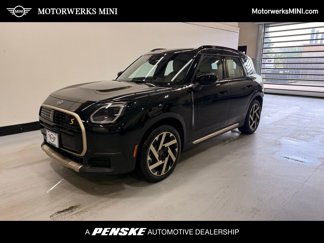 New 2025 MINI Cooper Countryman SE image 1