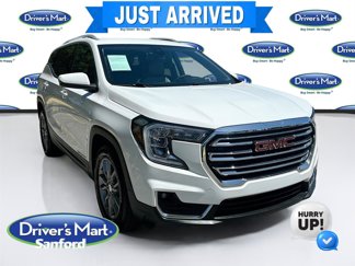 Used 2024 GMC Terrain SLT image 1
