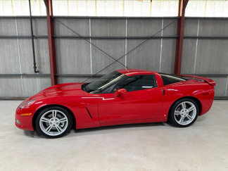 Used 2008 Chevrolet Corvette Coupe image 1
