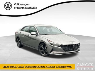 Used 2023 Hyundai Elantra Limited image 1