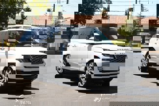 Used 2018 Land Rover Range Rover HSE image 1