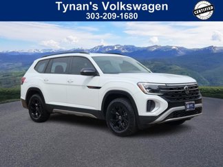 Used 2024 Volkswagen Atlas Peak Edition SE image 1