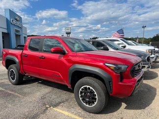 Used 2024 Toyota Tacoma SR5 image 1