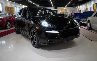 Used 2014 Porsche Cayenne Turbo S image 1
