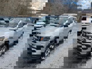 New 2024 Jeep Compass Latitude w/ Sun and Sound Group image 1