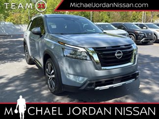 New 2025 Nissan Pathfinder Platinum image 1