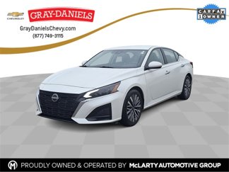 Used 2023 Nissan Altima 2.5 SV image 1