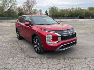 New 2025 Mitsubishi Outlander SE image 1