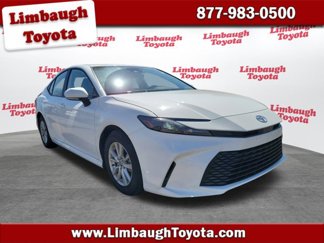 Used 2025 Toyota Camry LE image 1