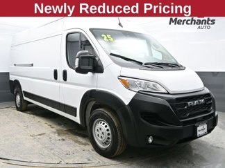 Used 2025 RAM ProMaster 2500 w/ Convenience Group image 1