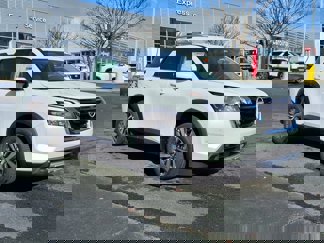 New 2025 Nissan Pathfinder SL image 1