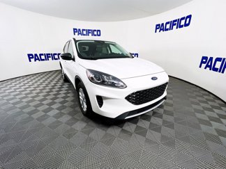 Certified 2022 Ford Escape SE image 1