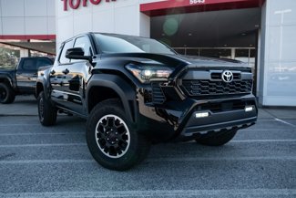 New 2025 Toyota Tacoma TRD Off-Road image 1