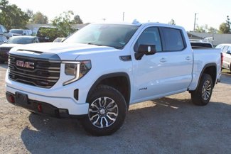 Used 2023 GMC Sierra 1500 AT4 image 1