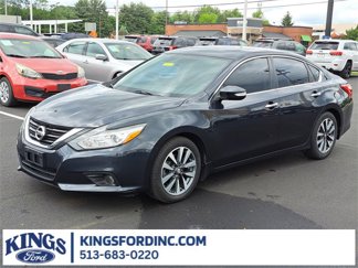 Used 2017 Nissan Altima 2.5 SV w/ Convenience Package image 1