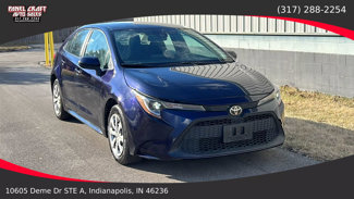 Used 2022 Toyota Corolla LE image 1