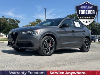 Used 2023 Alfa Romeo Stelvio Veloce image 1