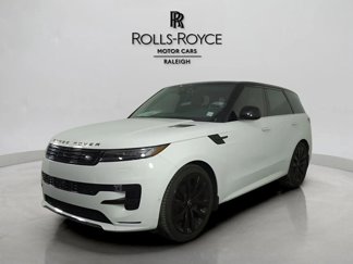 Used 2024 Land Rover Range Rover Sport Dynamic SE image 1