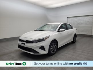 Used 2023 Kia Forte LXS image 1