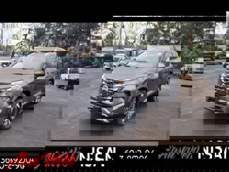 New 2025 Nissan Rogue SL image 1