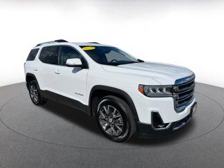 Used 2023 GMC Acadia SLT image 1