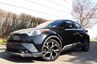 Used 2018 Toyota C-HR XLE image 1