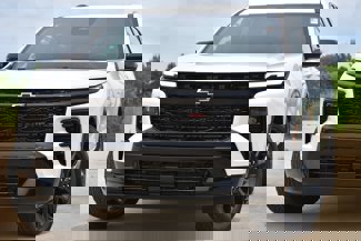 New 2025 Chevrolet Traverse RS image 1