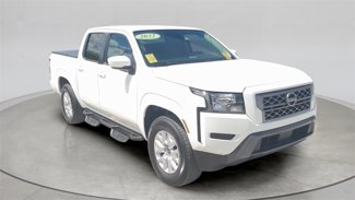 Used 2022 Nissan Frontier SV image 1