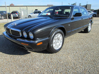 Used 2000 Jaguar XJ8 image 1