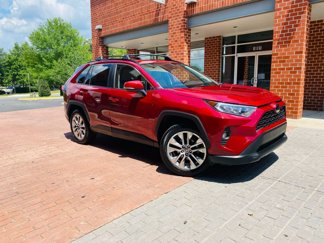 Used 2021 Toyota RAV4 XLE Premium image 1