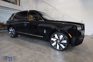 Used 2025 Rolls-Royce Cullinan image 1