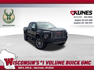 New 2025 GMC Canyon Denali image 1