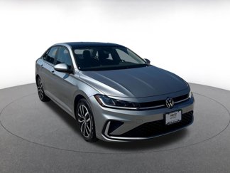 Used 2025 Volkswagen Jetta SE image 1