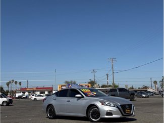 Used 2020 Nissan Altima 2.5 S image 1