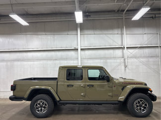 New 2025 Jeep Gladiator Rubicon image 1