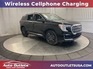 Used 2023 GMC Terrain Denali image 1