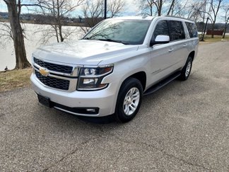 Used 2017 Chevrolet Suburban LT image 1