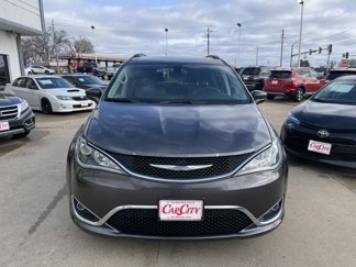Used 2017 Chrysler Pacifica Touring-L image 1